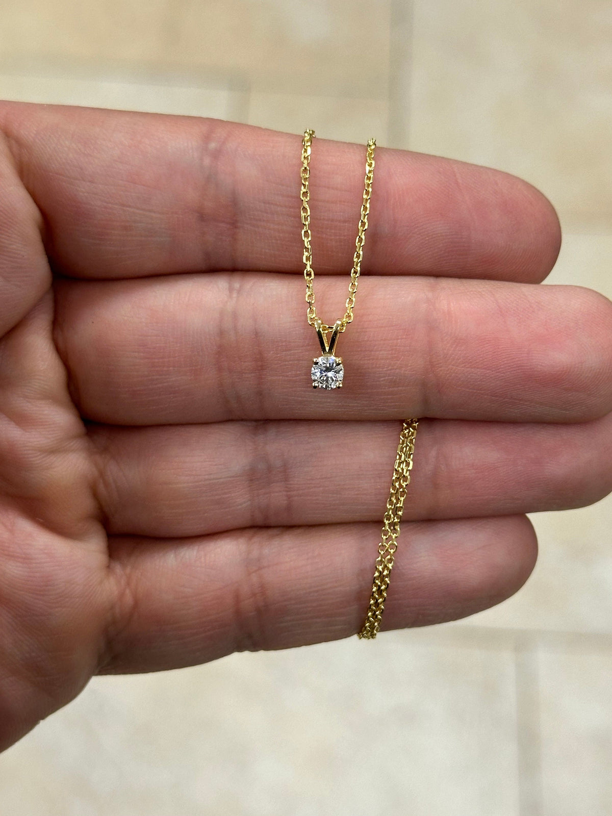 0.25 Carat  Lab Grown Round Diamond Solitaire Pendant in 14K Yellow Gold, Color D/E VS1-VS2