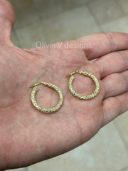 10k Yellow Gold Diamond Cut Textured Hoop Earring 25mm / Classic Hoops, Everyday Earrings, Gift for her