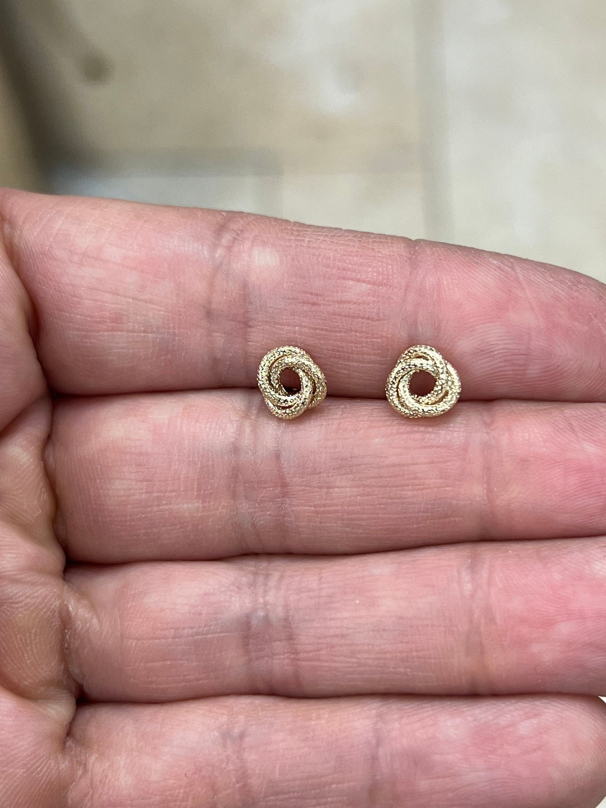 14K Solid Yellow Gold Textured Love Knot 8mm Earring, Love Knot Rosetta Design, Gift, Genuine 14k Yellow Gold