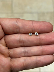 IGI Certified 14k Yellow Gold Lab Grown Diamond Studs 0.50 Carats EF VS1, Screw Back, Diamond Studs, Round Diamond Stud Earrings Unisex