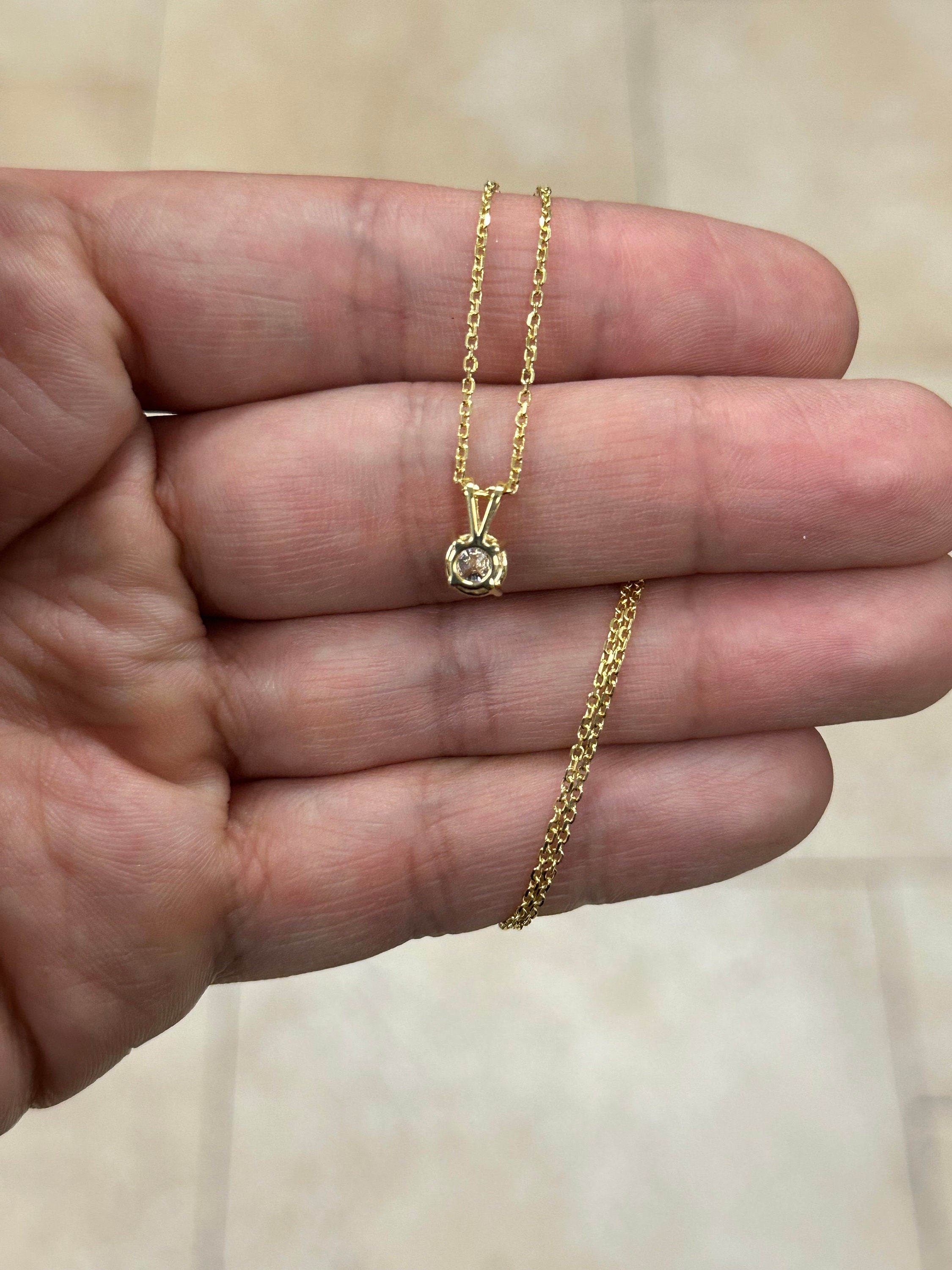 0.75 Carat Lab Grown Round Diamond Solitaire Pendant  in 14K Yellow Gold, Color D/E VS1-VS2